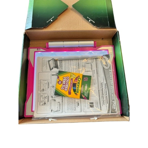 Crayola Light Up Tracing Pad Pink, Drawing Pads for Kids Art Creative Education - Picture 6 of 10